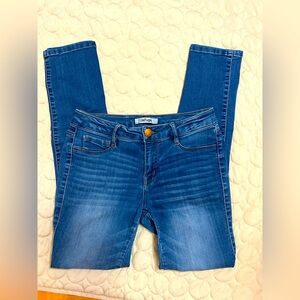 REFUGE SKINNY JEAN SIZE 4